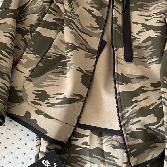 Nike Fleece Tech Camo Jacket and Pants Set